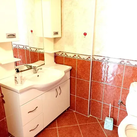 Apartment Fethiye Merkezde Ferah Ve Balkonlu 2+1 Daire Fethiye